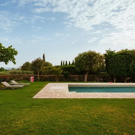 Iro Argostoli (Kefalonia)