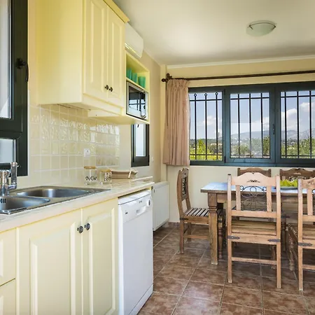 Iro * Аргостолион