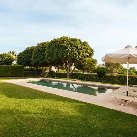 Villa Iro *